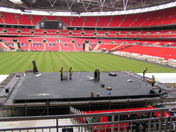 Surround Stage And Steps At Wembley