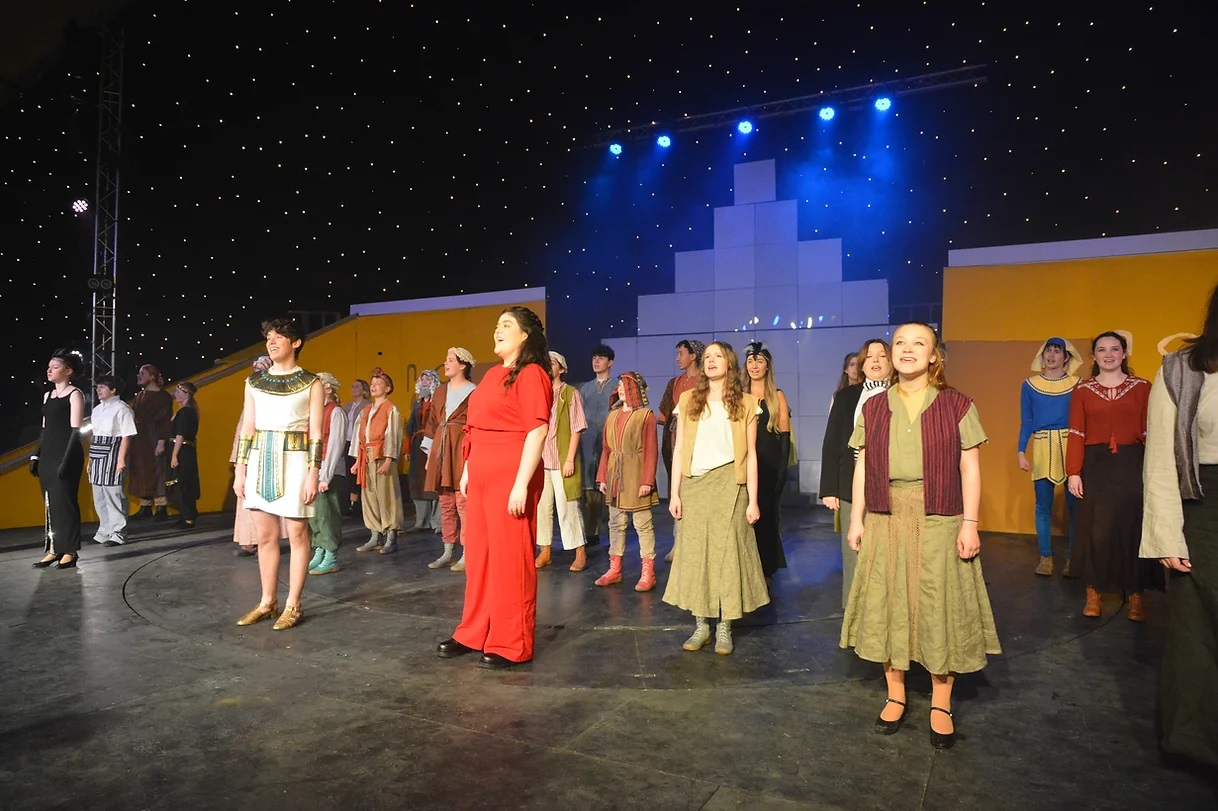 Joseph and the Amazing Technicolour Dreamcoat, Sterts Theatre